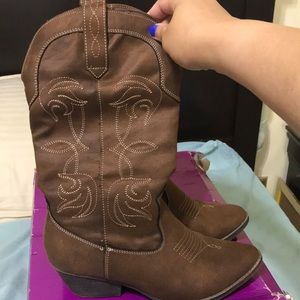 Rampage cowboy boots